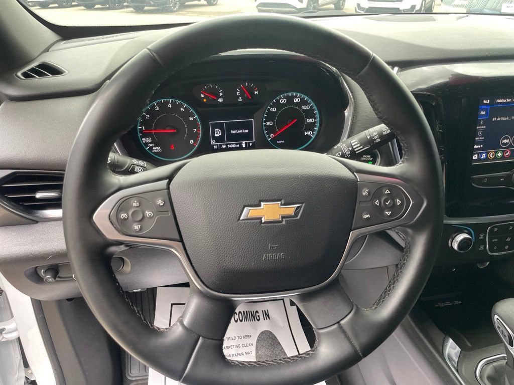 Used 2023 Chevrolet Traverse LT FWD image 44