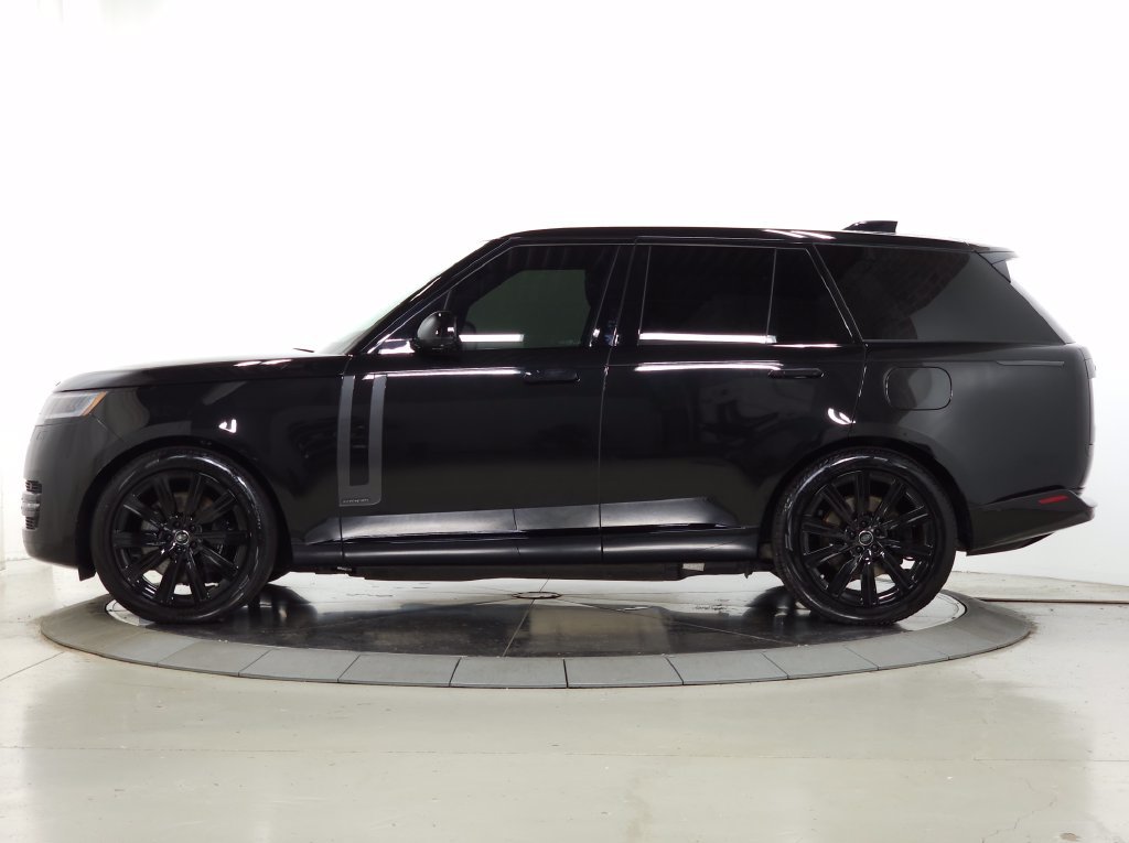 Certified 2025 Land Rover Range Rover Autobiography AWD/4WD image 3
