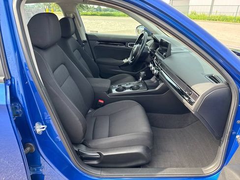 Used 2023 Honda Civic EX image 10