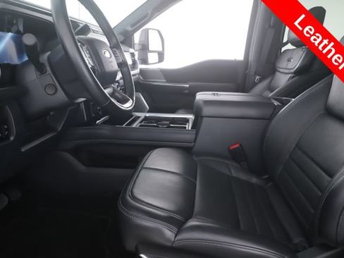 Used 2026 Ford F250 Platinum AWD/4WD image 17