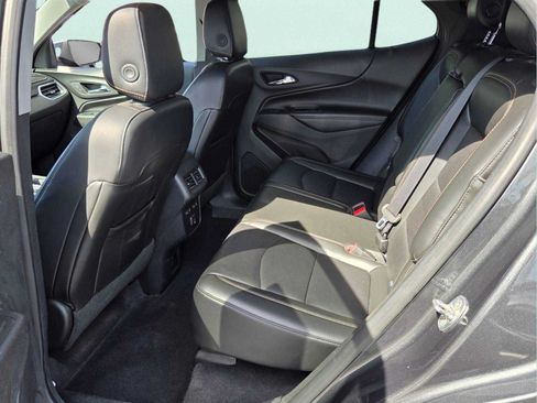 Used 2019 Chevrolet Equinox Premier FWD image 10