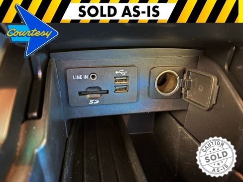Used 2014 Ford Explorer Limited w/ Equipment Group 302A AWD/4WD image 28