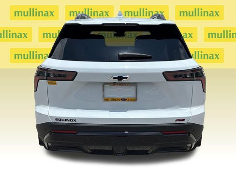Used 2026 Chevrolet Equinox RS w/ Convenience Package III FWD image 8