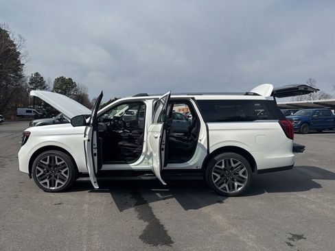 New 2025 Ford Expedition Max Platinum w/ Platinum Ultimate Package image 27