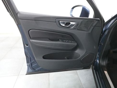 Used 2023 Volvo XC60 T8 Plus AWD/4WD image 22