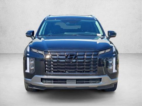 Used 2024 Hyundai Palisade Limited AWD/4WD image 3