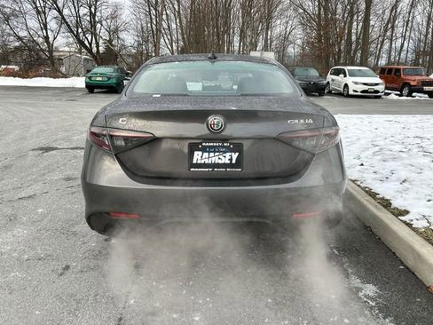New 2025 Alfa Romeo Giulia AWD w/ Driving Assist Package image 7