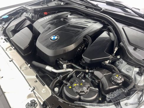 Used 2025 BMW 330i Sedan w/ M Sport Package RWD image 75