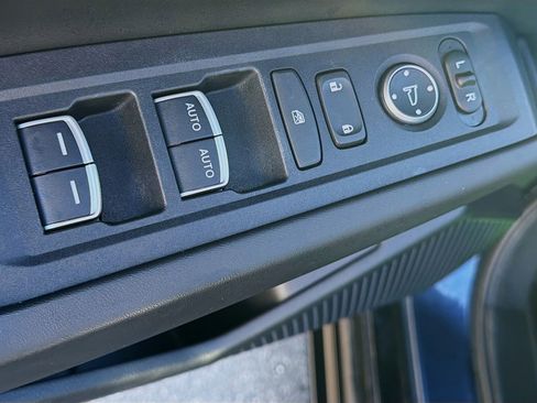 Used 2023 Honda Accord EX-L image 22