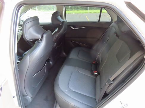 New 2024 Kia Niro Wave image 26