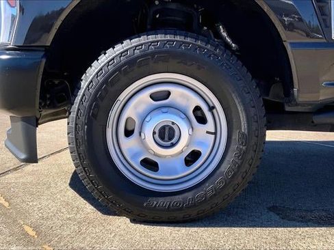 Used 2024 Ford F350 XL w/ FX4 Off-Road Package image 8