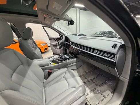 Used 2019 Audi Q7 3.0T Premium Plus AWD/4WD image 33