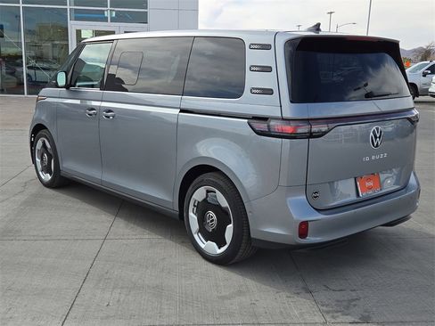 New 2025 Volkswagen ID. Buzz Pro S image 7