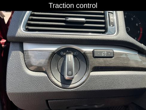Used 2018 Volkswagen Passat 2.0T SE FWD image 5
