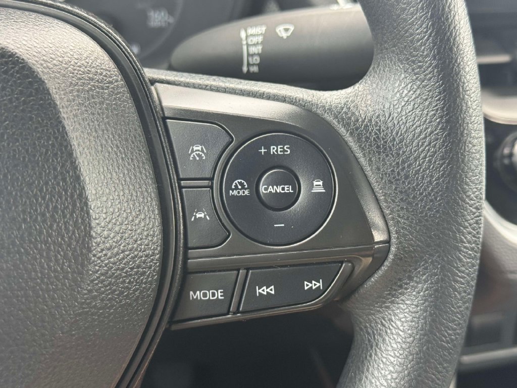 Used 2024 Toyota Corolla Cross AWD Hybrid image 20