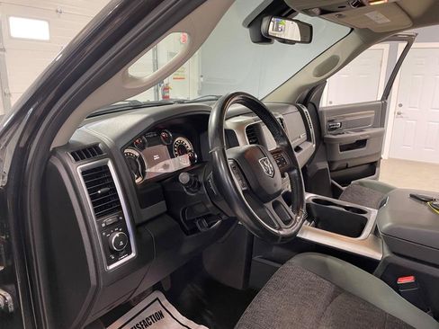 Used 2016 RAM 1500 Big Horn AWD/4WD image 9