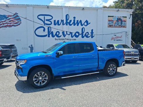 Certified 2026 Chevrolet Silverado 1500 LT AWD/4WD image 1