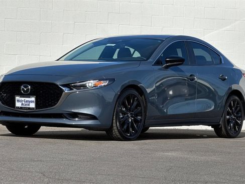 Used 2023 MAZDA MAZDA3 s image 10