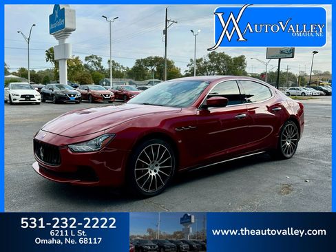 Used 2017 Maserati Ghibli S Q4 AWD/4WD image 3