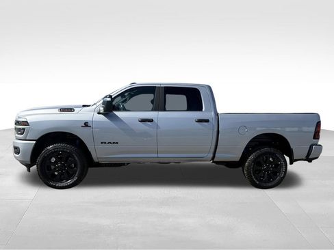 New 2026 RAM 2500 Big Horn AWD/4WD image 2