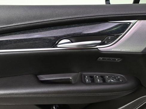 Used 2021 Cadillac XT5 Premium Luxury image 22