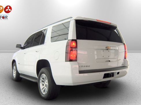 Used 2019 Chevrolet Tahoe LT image 3
