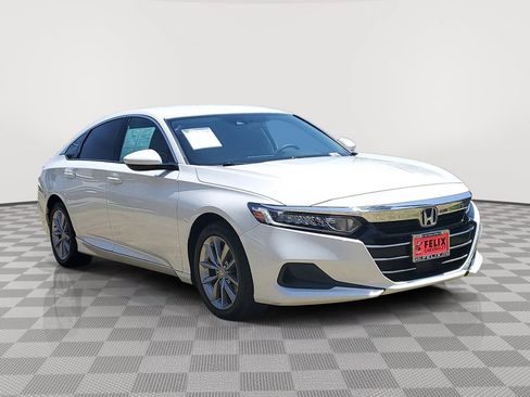 Used 2021 Honda Accord LX image 3