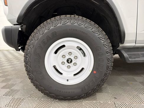 New 2026 Ford Bronco Heritage Edition image 11