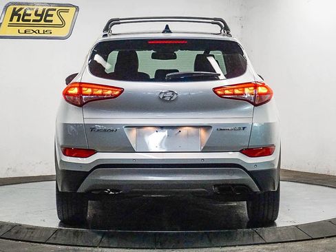 Used 2017 Hyundai Tucson Limited w/ Limited Ultimate Package 03 FWD image 3