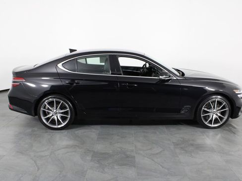 Used 2022 Genesis G70 3.3T RWD image 10