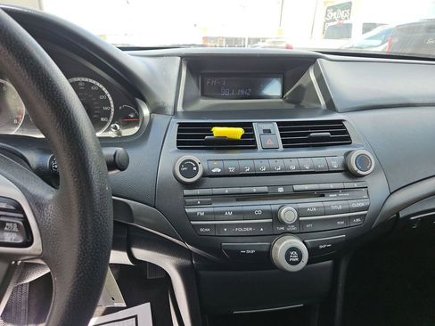 Used 2009 Honda Accord LX-P image 17