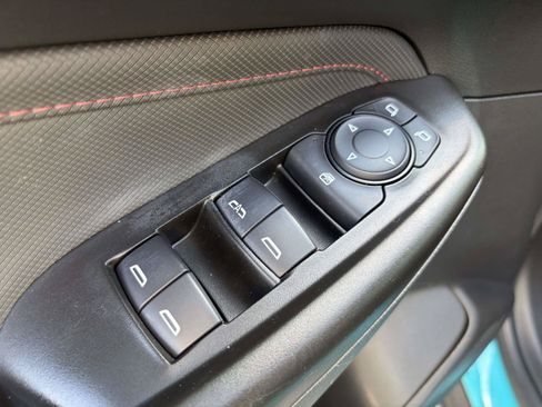 Used 2022 Chevrolet TrailBlazer RS w/ Convenience Package FWD image 6
