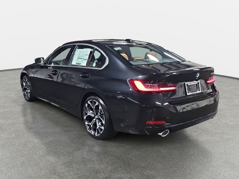 New 2026 BMW 330i Sedan w/ Premium Package image 7