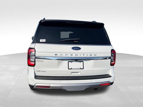 Used 2022 Ford Expedition Limited AWD/4WD image 4