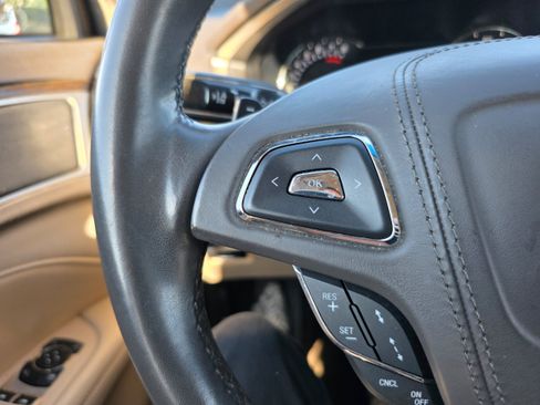 Used 2019 Lincoln MKZ Reserve AWD/4WD image 15