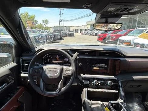 New 2026 GMC Sierra 2500 Denali Ultimate AWD/4WD image 18