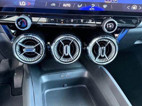 New 2026 Chevrolet Blazer EV LT w/ Midnight/Sport Edition FWD image 15