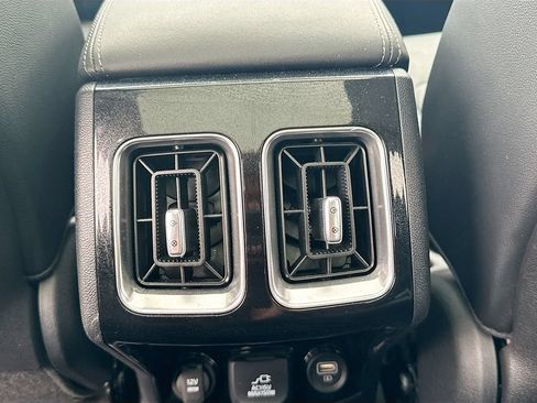 Certified 2023 Kia Sorento SX Prestige AWD/4WD image 28