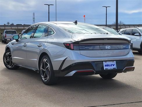 New 2026 Hyundai Sonata SEL image 3