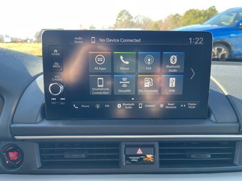 Certified 2025 Honda Pilot EX-L image 9