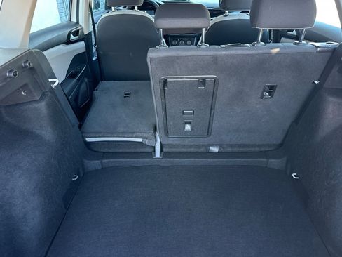 Used 2022 Volkswagen Taos S w/ IQ Drive S Package image 15