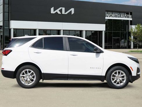 Used 2024 Chevrolet Equinox LS w/ Driver Confidence II Package AWD/4WD image 6