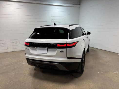 Used 2022 Land Rover Range Rover Velar R-Dynamic S image 7