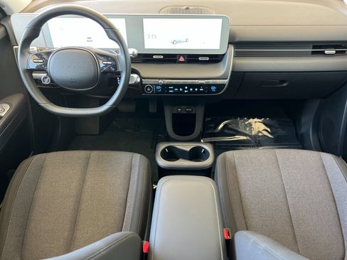 Used 2024 Hyundai Ioniq 5 SE RWD image 13