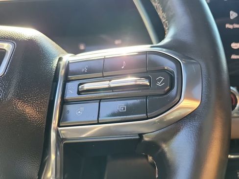 Used 2025 GMC Canyon Denali AWD/4WD image 21