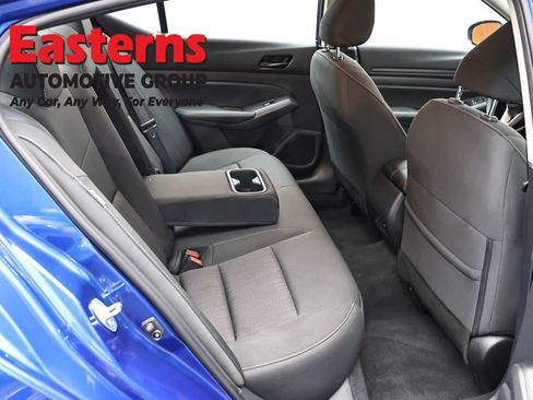 Used 2025 Nissan Altima 2.5 SV FWD image 23