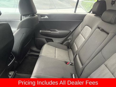 Used 2019 Kia Sportage LX FWD image 8
