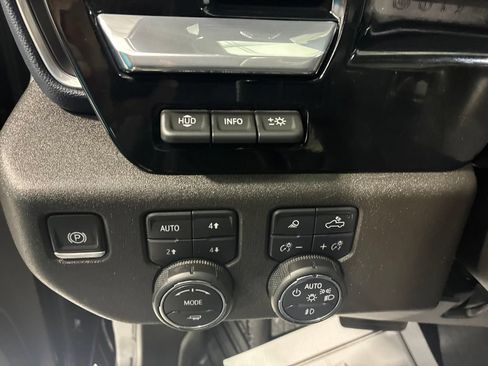 Used 2025 Chevrolet Silverado 2500 High Country w/ High Country Premium Package AWD/4WD image 26