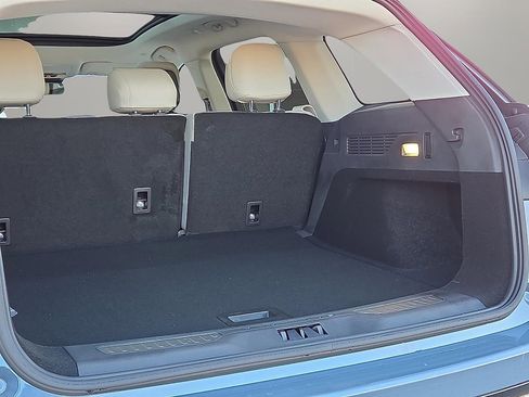 New 2026 Lincoln Nautilus Reserve image 9