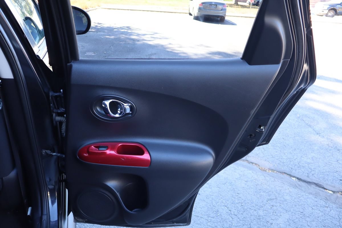 Used 2012 Nissan Juke SV AWD/4WD image 25